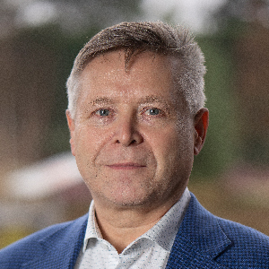 Juha Mäkinen image